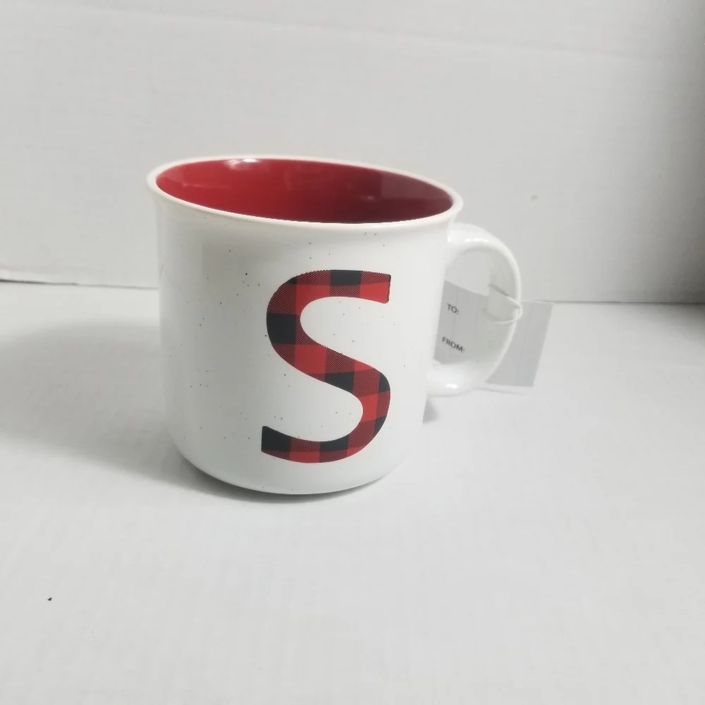 NWT WENDY BELLISSIMO MUG S MONOGRAM MUG